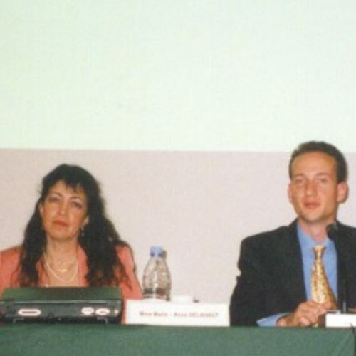 Rosa Delgado, Directrice, Internet Industry Relations, SITA, Suisse, Membre de l'Internet Society; Marie-Anne Delahaut, administratrice déléguée de l'ISOC Wallonie et conseillère, adjointe à la direction de l'Institut Destrée (ONG), Wallonie; Pierre-Henri d'Argenson, étudiant à Sciences-PO Paris et modérateur du Pôle; Chris Zielinski, Directeur, Health Information for Development Project, Internet Society, Angleterre