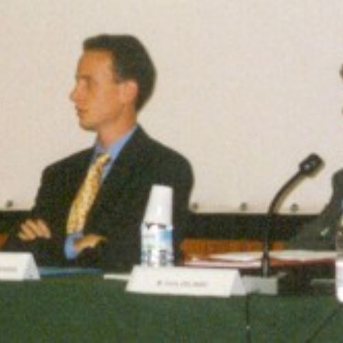 Rosa Delgado, Marie-Anne Delahaut, Pierre-Henri d'Argenson, Chris Zielinski, Mike Burks, Analyste des systèmes/ Enseignant, AT&T and The International Center for for Disability Resources on the Internet; Comité de Pilotage, ISTF (Internet Societal Task Force), Etats-Unis