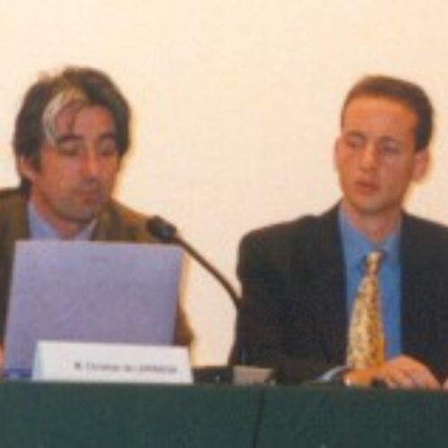 Christine Maxwell, Chairman and Founder of Chiliad, Trustee of the Internet Society; Christian de Larinaga, Founder Chairman, Internet Society Grande-Bretagne, Directeur Internet, Media Futur Trust; Pierre-Henri d'Argenson, étudiant à Sciences-PO Paris et modérateur du Pôle; Jonathan Robin, Chairman Privacy and security Working Group, Internet Societal Task Force (ISTF), Paris; Raymond Pougheon, Vice-président, Club de l'Arche, Vice-Président AVN: Digital Cities Association, France